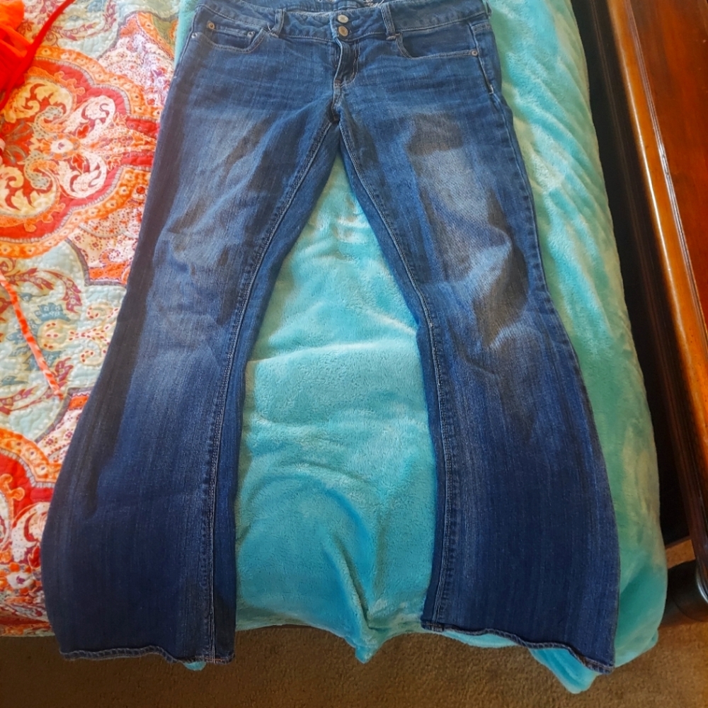 American Eagle jeans